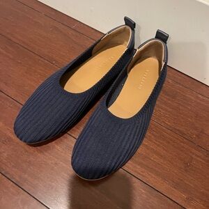 Everlane The Day Glove in ReKnit Women's Navy Blue Flats
